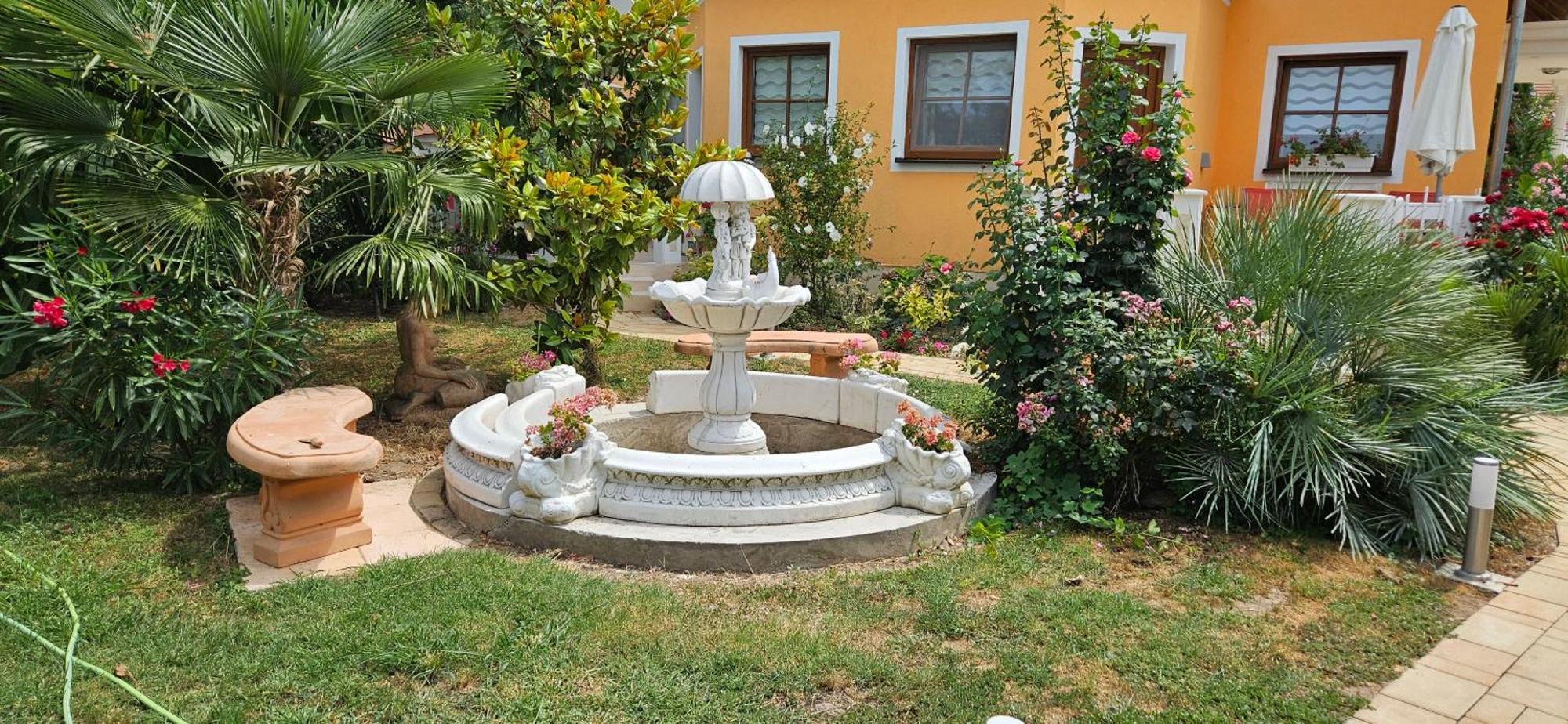 Paradise-Garden-Zamárdi Екстериор снимка